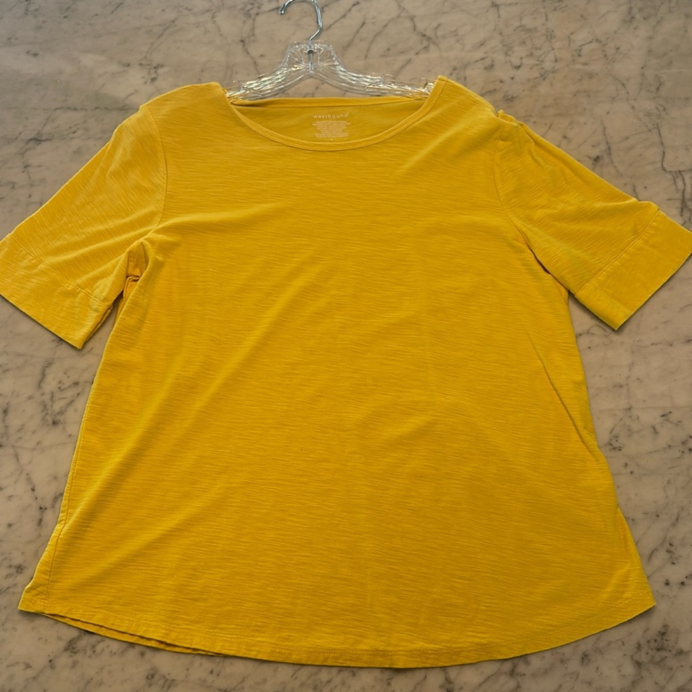 Another Yellow Top 💛